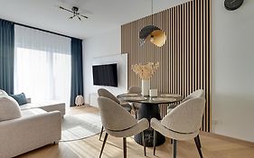 Blisko Morza Brzeźno by Downtown Apartments
